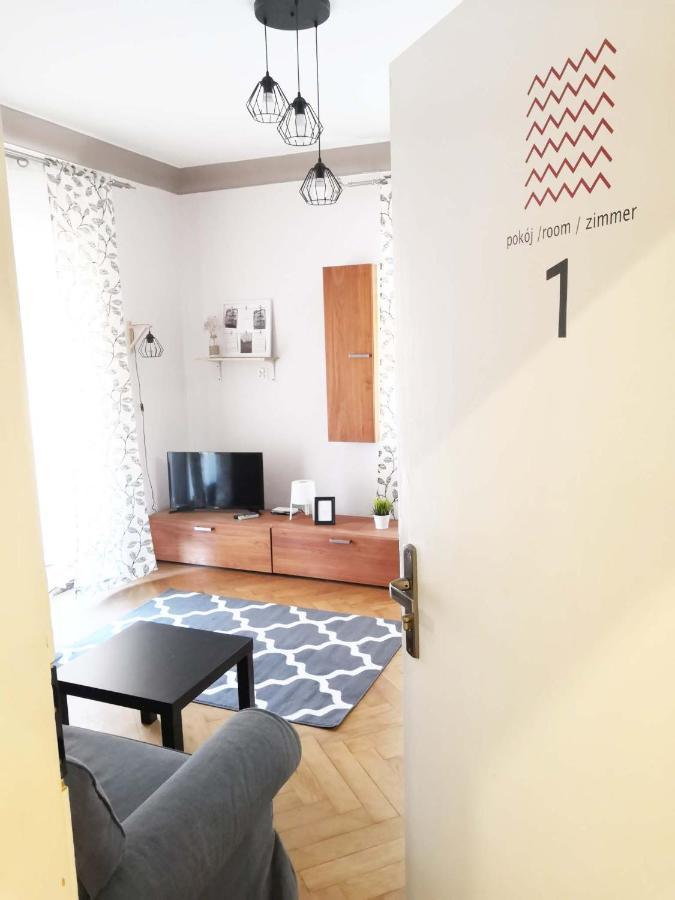 Bankowa 8 Guest Rooms Зелёна-Гура Экстерьер фото