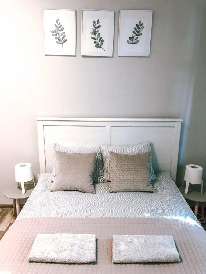 Bankowa 8 Guest Rooms Зелёна-Гура Экстерьер фото