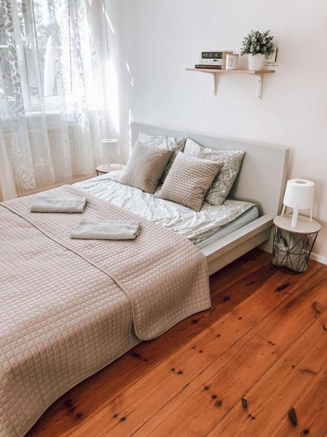 Bankowa 8 Guest Rooms Зелёна-Гура Экстерьер фото