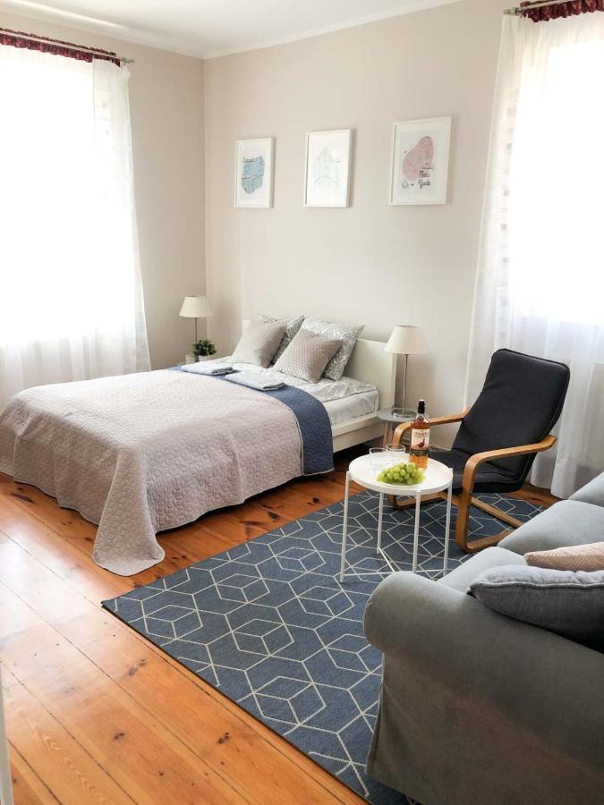 Bankowa 8 Guest Rooms Зелёна-Гура Экстерьер фото