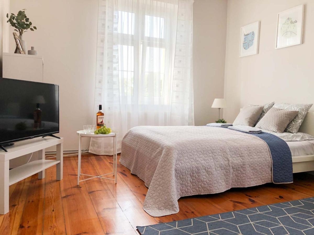 Bankowa 8 Guest Rooms Зелёна-Гура Экстерьер фото