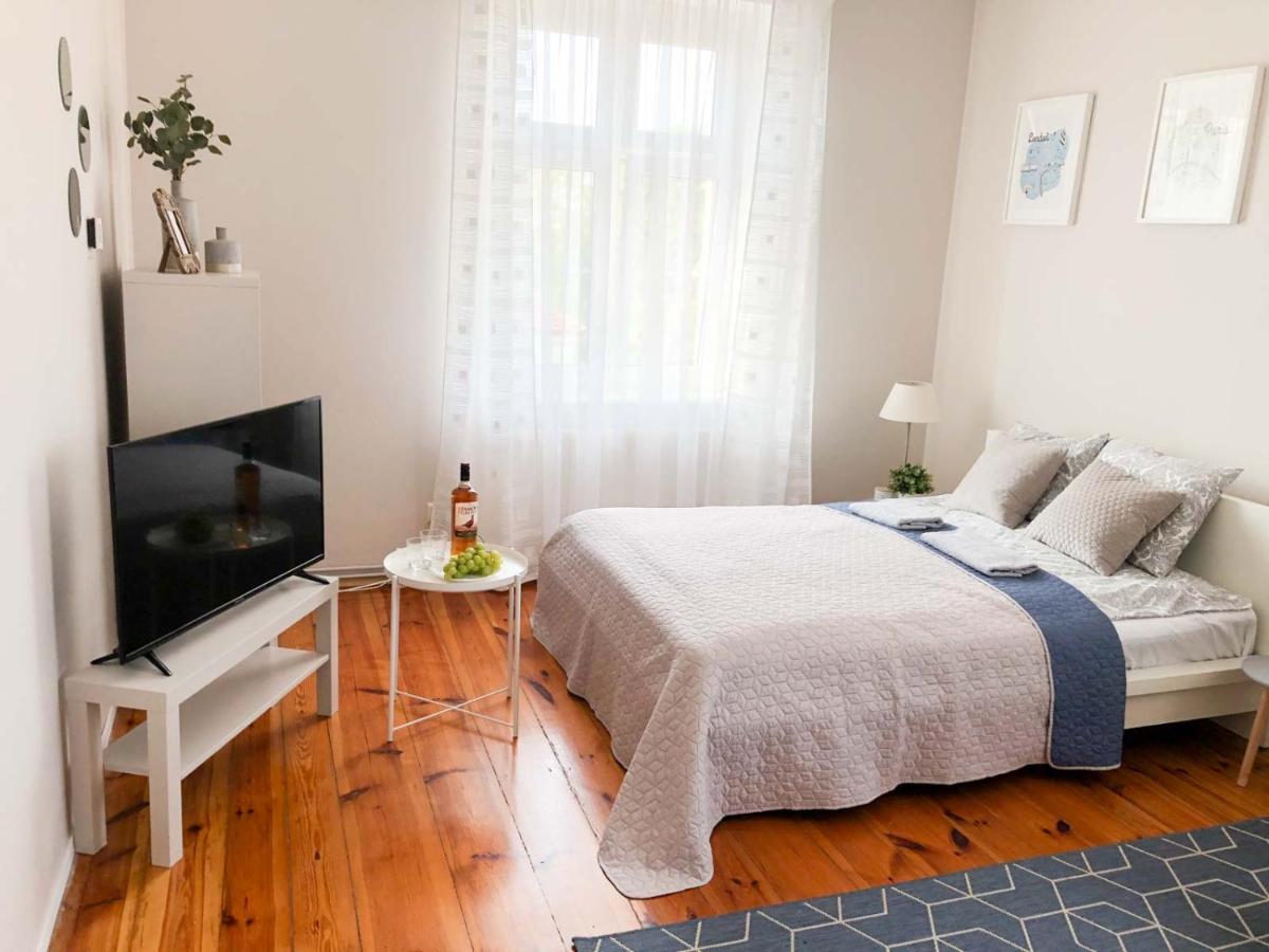 Bankowa 8 Guest Rooms Зелёна-Гура Экстерьер фото